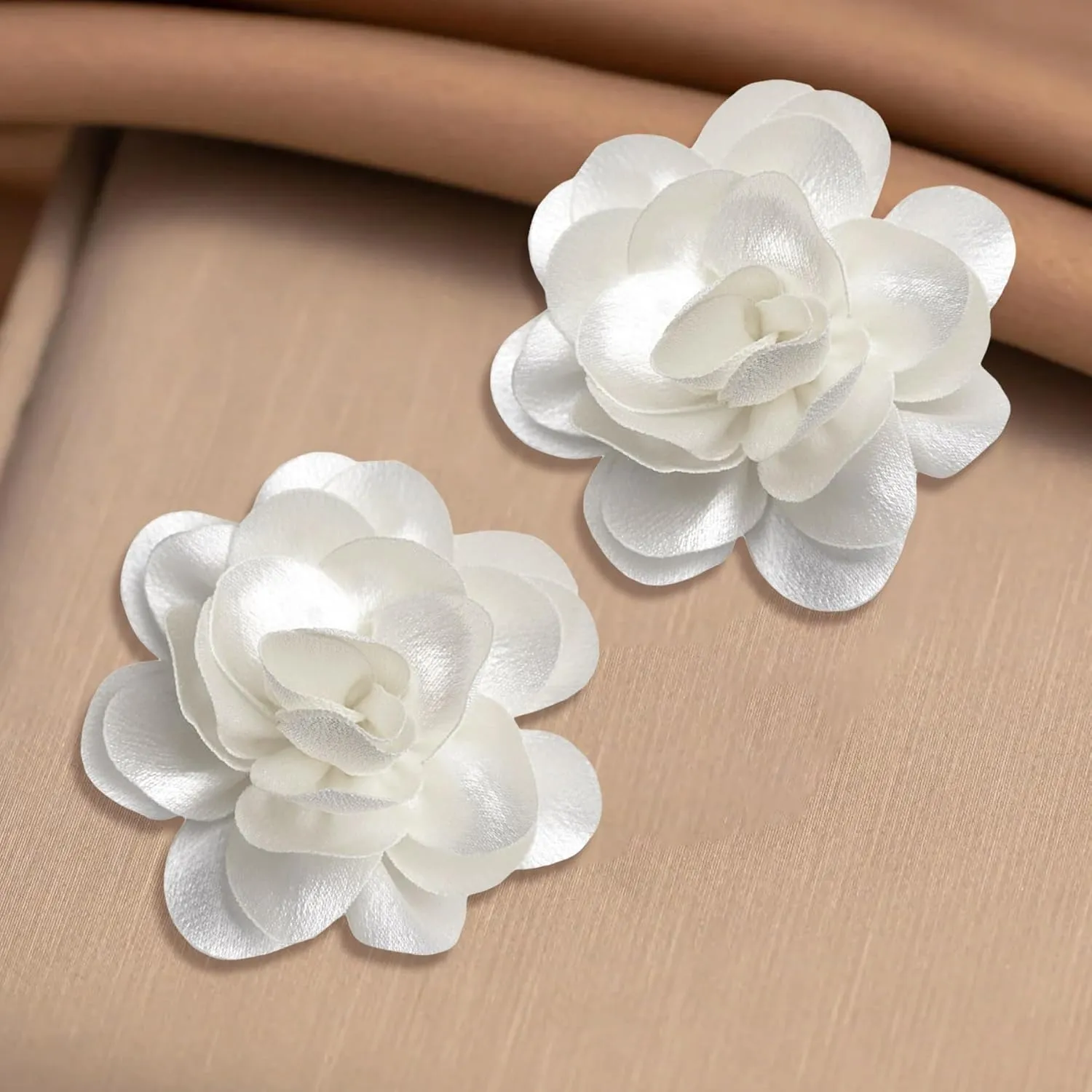 2Pack 6inch Extra Large Satin Brooches Lapel Pins Dainty Elegant Fabric Camellia Rose Flower Brooch Pin for Women Wedding Part Dance Clothes Accessories Jewelry