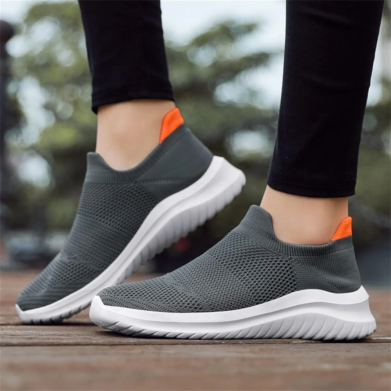 Athletic Shoes Women Slip On Running Shoes Non Slip Walking Shoes Lightweight Workout Shoes Breathable Fashion Sneakers