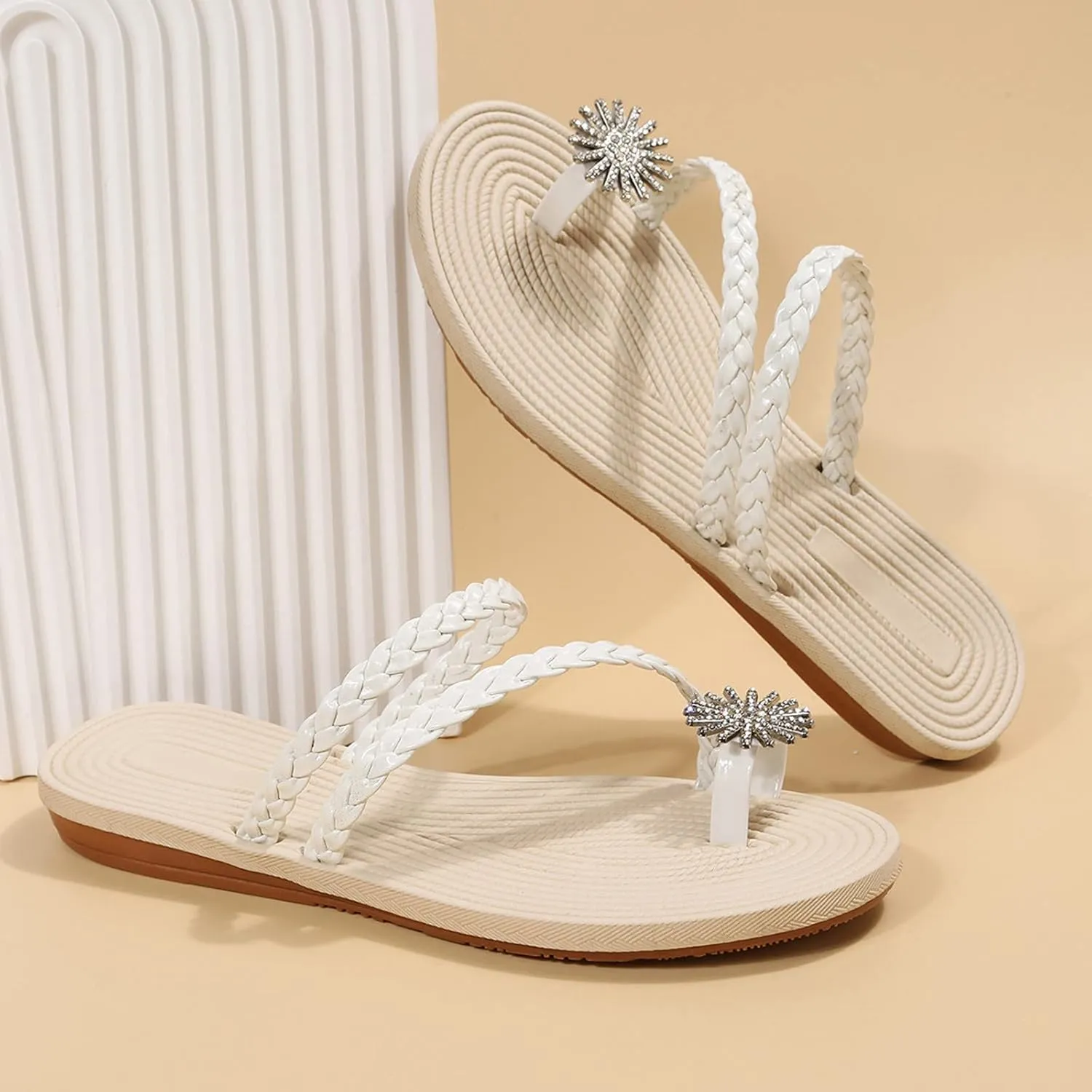 Eduavar Shoes for Women Sandals Dressy, Sandals Women Comfortable Non-Slip Sandals Ring Toe Flip Sandals Slip On Sandals
