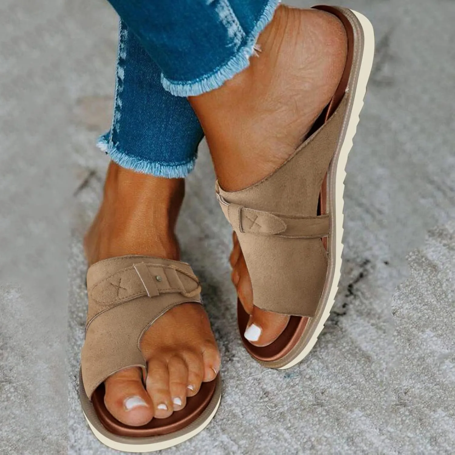 Eduavar Summer Sandals for Women 2023 Retro Thong Sandals Roman Shoes Leopard Sandal Ring Toe Slippers Casual Flat Sandals