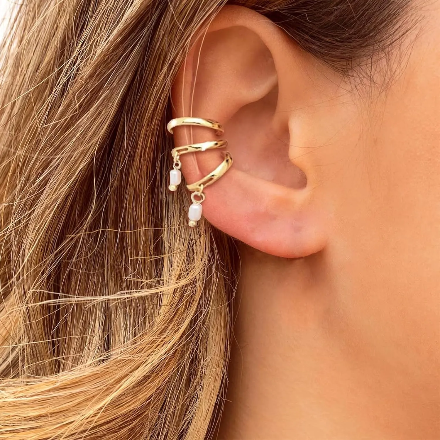 Gold Ear Cuff Non Piercing for Women Pearl Ear Cuff 14K Gold Plated Clip on Earrings Hoop Earrings Stack Cartilage Ear Cuffs Trendy Jewelry Gifts Dainty Birthday Gifts for Women