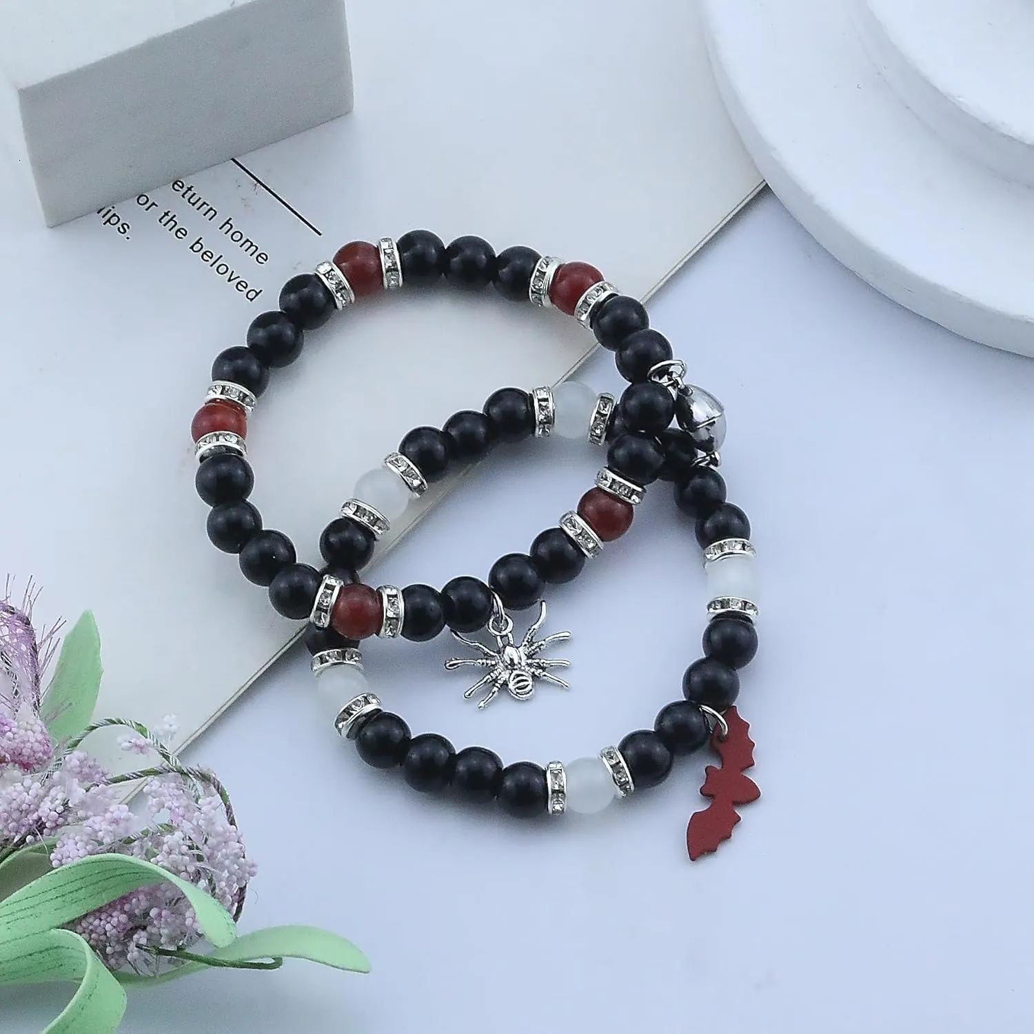 Halloween Bracelets Matching Bracelets for Couples Friendship Bracelets Couples Spider Bat Matching Bracelets Heart Beaded Stretch Bracelets Halloween Valentine's Day Party Jewelry