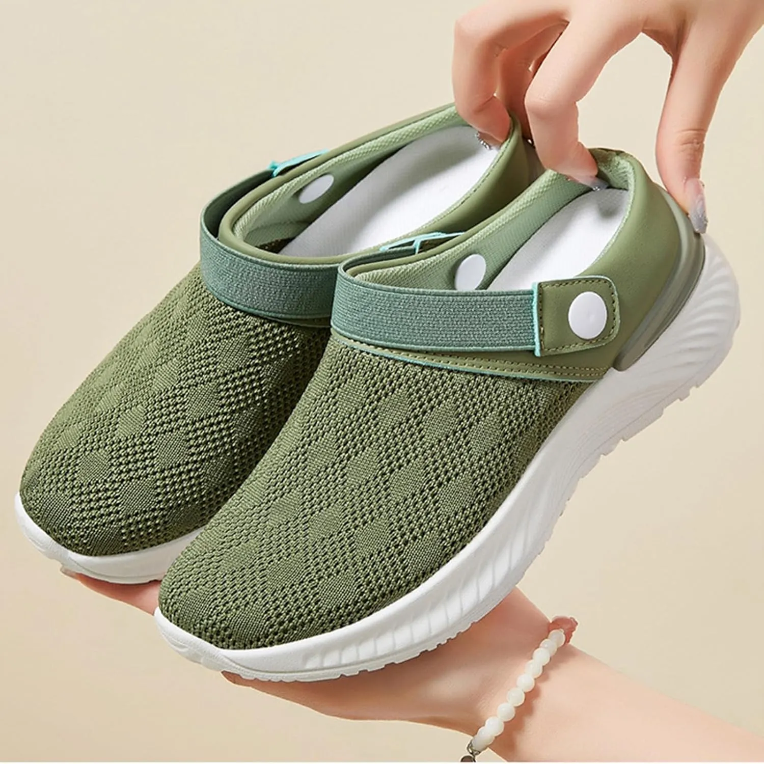Mules for Women Outdoor Hiking Slip On Sandals Sports Water Shoes Fashion Slippers Classic Clogs for Women Breathable Mesh Walking Mules Sneakers Open Back Slip On Shoes Orthopedic Diabetic Shoe