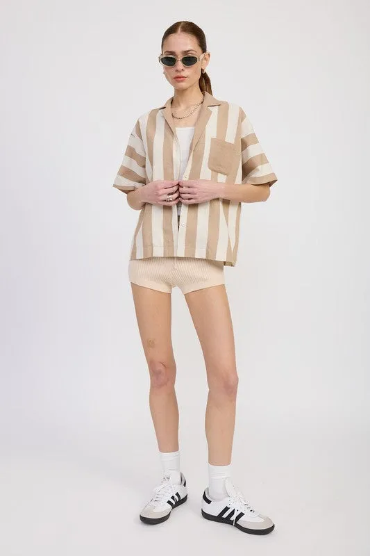 OVERSIZED BUTTON UP SHIRT