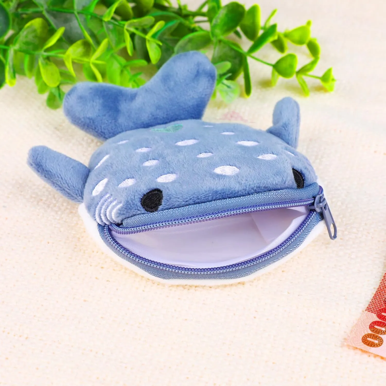 Shark Coin Purse Mini Cute Change Purses Small Cartoon Coin Pouch Funny Zipper Cosmetic Bag Earphone Wallet Small Items Bags for Women (Blue)