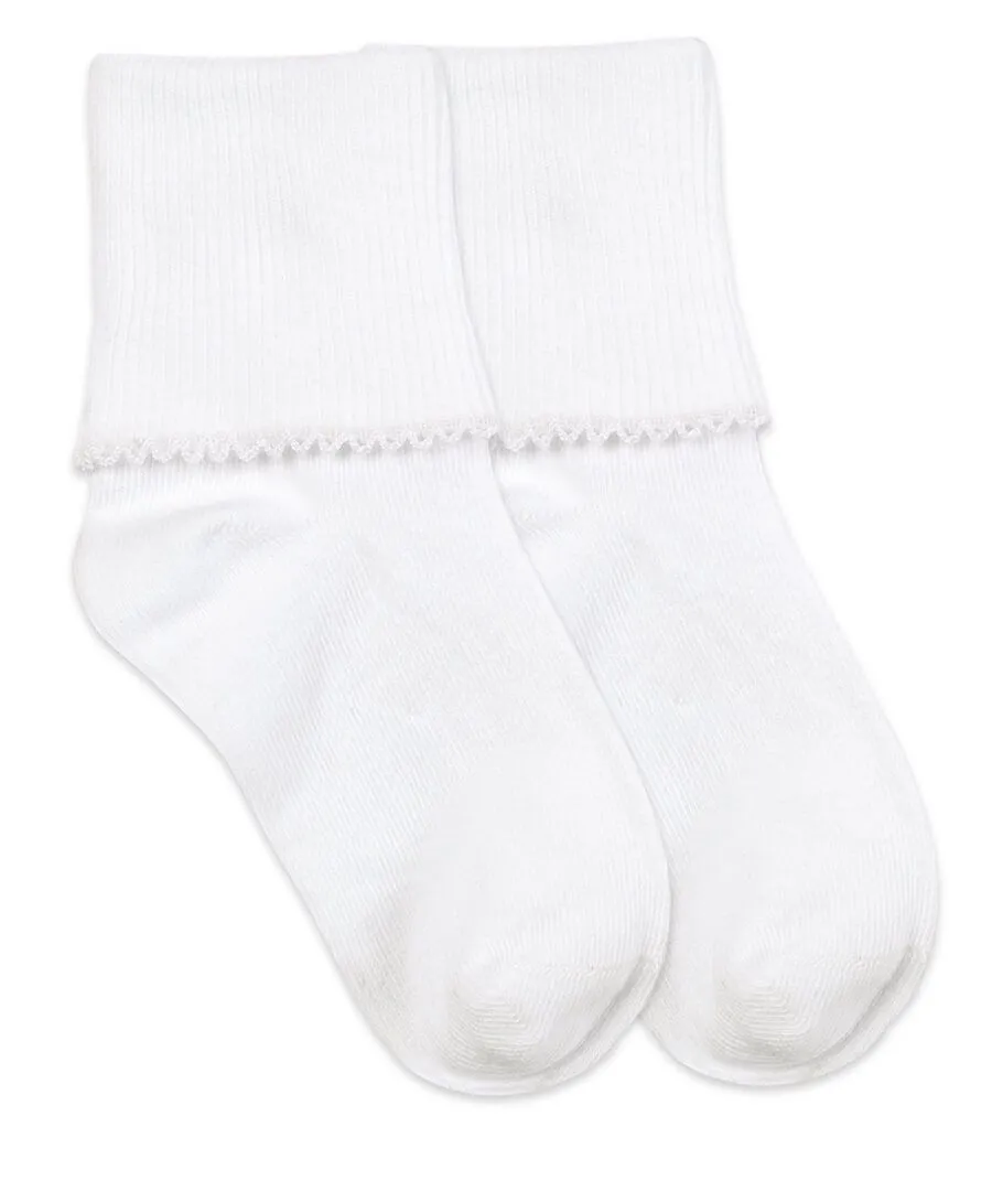 Smooth Toe Tatted Edge Turn Cuff Socks
