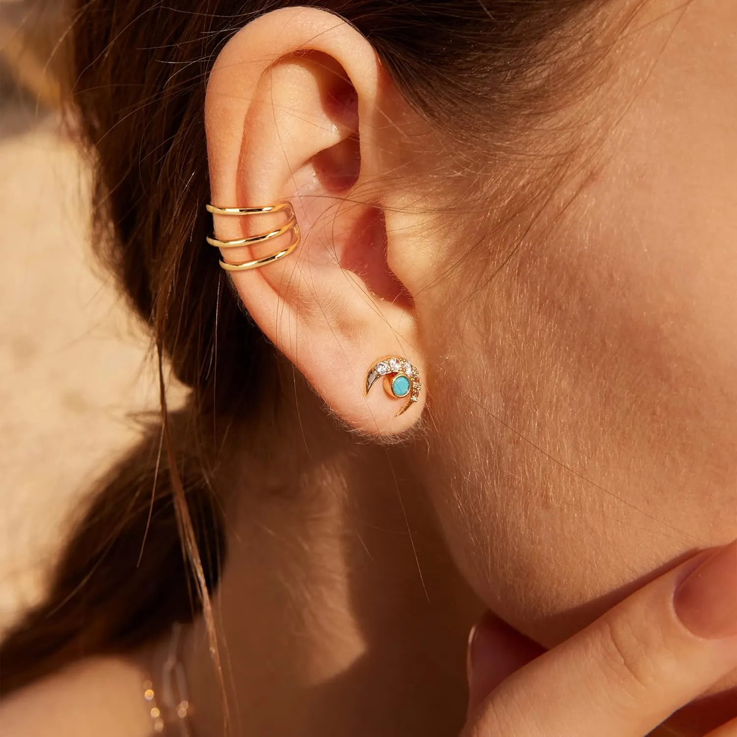 VALLOEY ROVER 14K Gold Plated Wide Cuff Earring Clip On Cartilage Earrings Huggie Ear Cuff Gold Earrings for Women