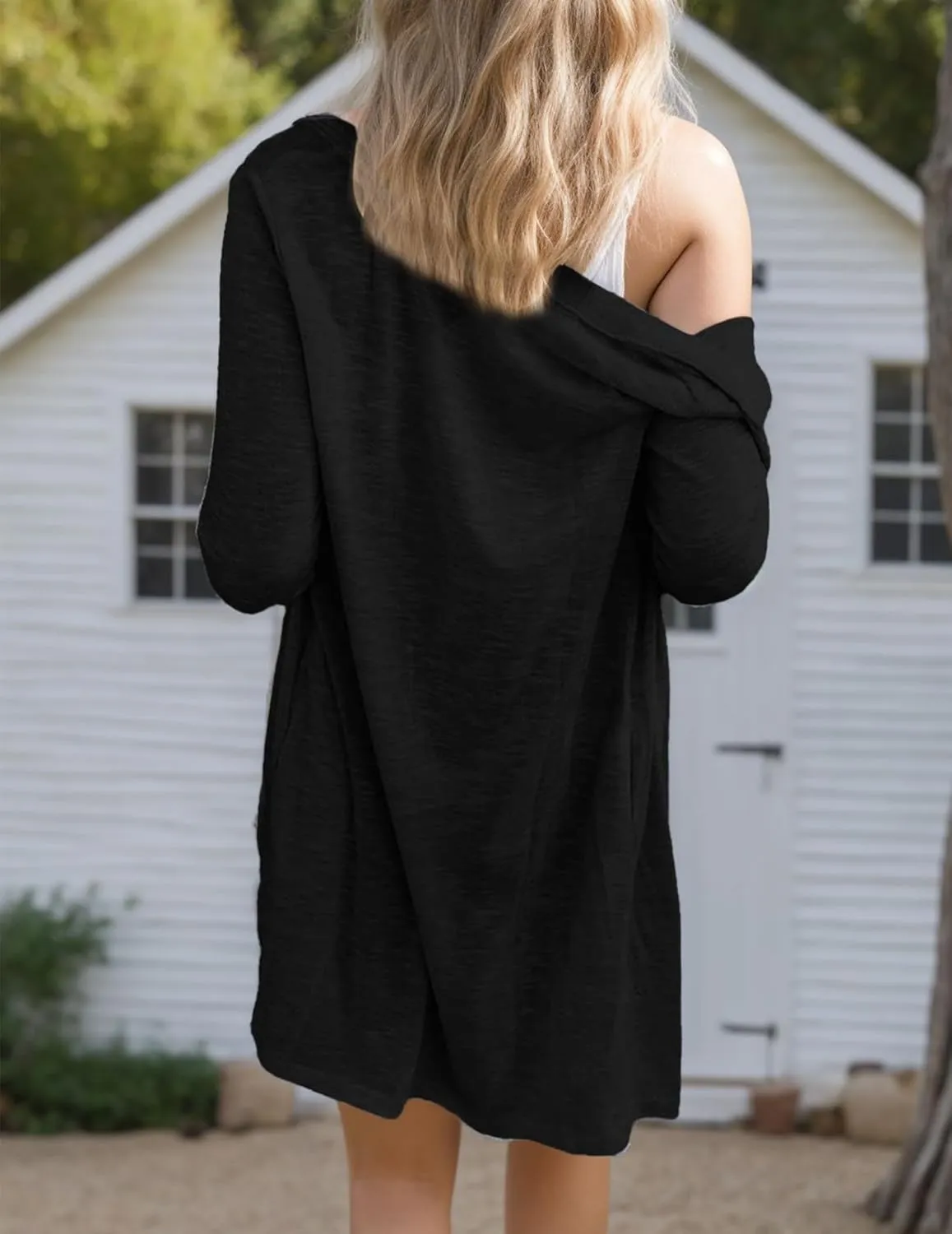 Women's 2025 Fall Lightweight Cardigans Long Sleeve V Neck Button Down Soft Cardigans Coat with Pocket