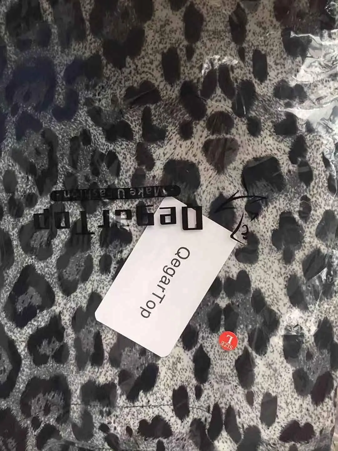 Women's Leopard Printed Cardigans Shirt Lightweight Button Down Cardigans Coat W Pockets(S-2XL)