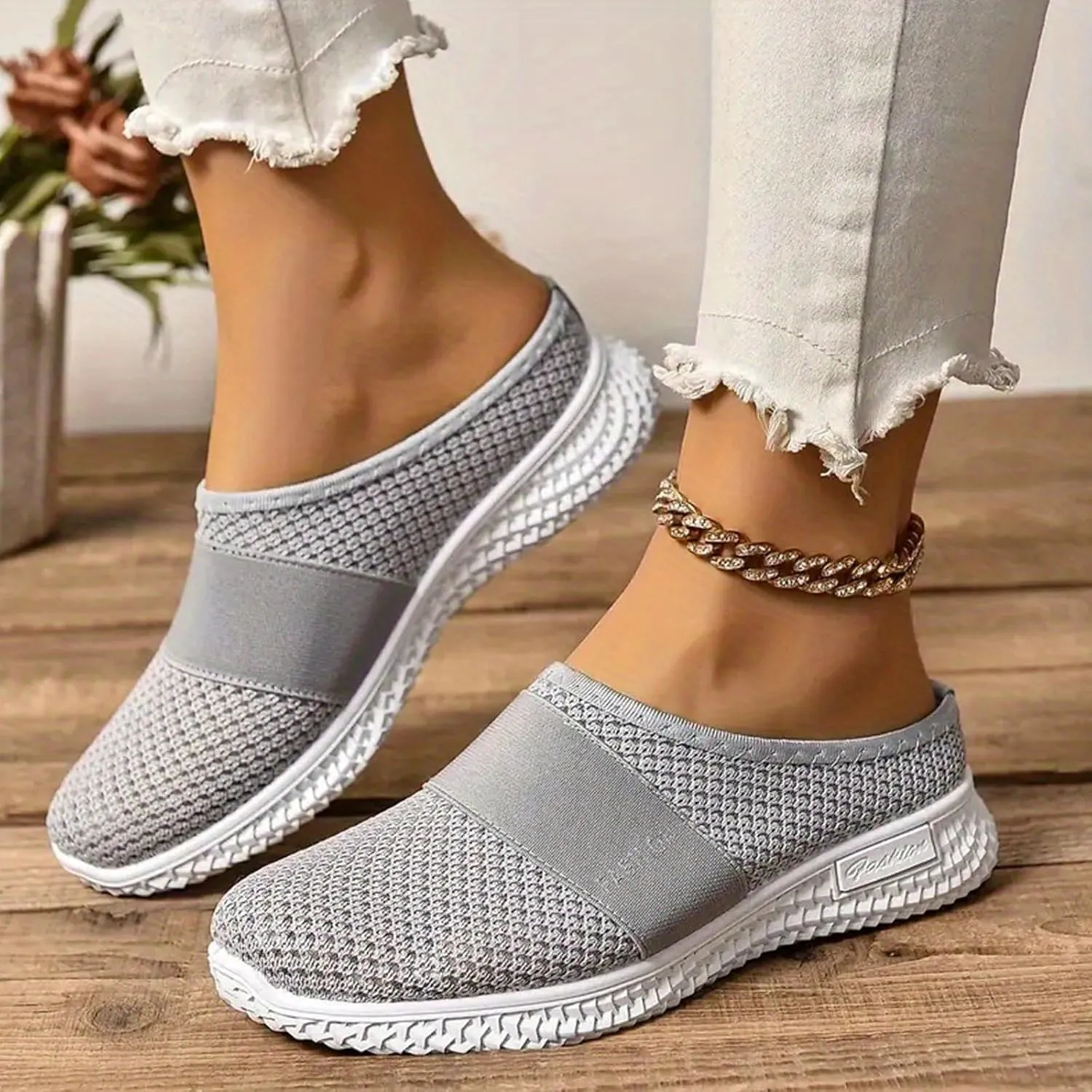 Womens Mesh Mules Slip On Shoes Light Open Back Shoes Comfort Walking Shoes Lightweight Breathable Gardening Clog Water Shoes Casual Slipper Beach Sandals Closed Toe Slides